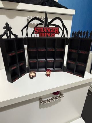 Espositore Kinder Joy Stranger Things