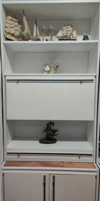 Armario Comedor de Mármol y Madera