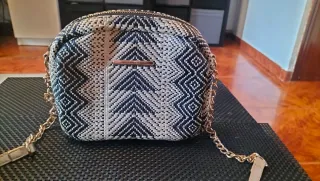 Bolso bandolera de rafia