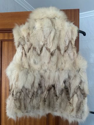 Chaleco de piel y pelo beige/blanco