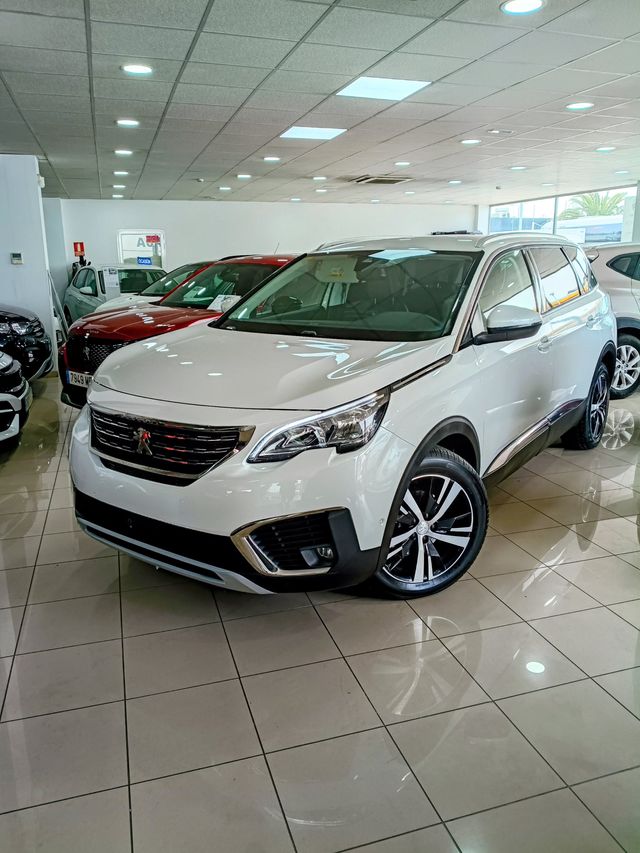 Peugeot 5008 2019 7 PLAZAS