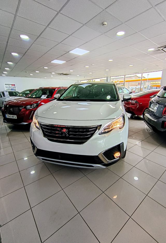 Peugeot 5008 2019 7 PLAZAS