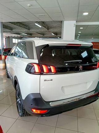 Peugeot 5008 2019 7 PLAZAS