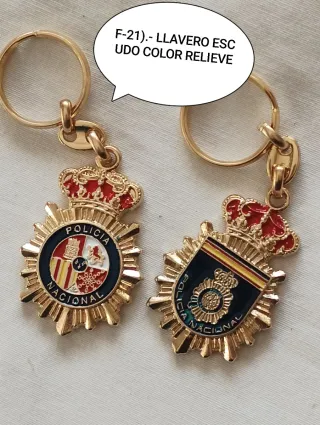 Llavero y boli Policía Nacional
