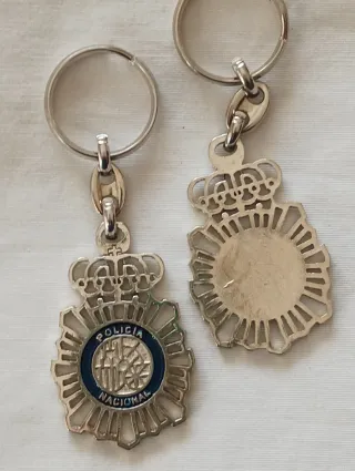 Llavero y boli Policía Nacional