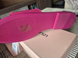 Sandalias Lola Casademunt rosas con pedrería