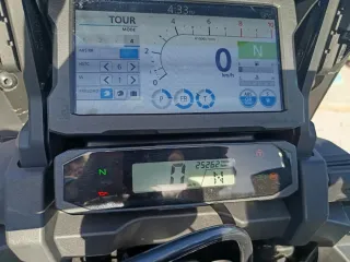 Honda Africa Twin Adventure Sports Gris