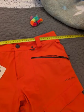 Pantalones Volcom Gore-Tex Naranja y Negro