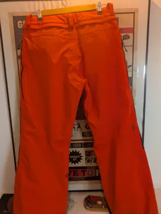 Pantalones Volcom Gore-Tex Naranja y Negro
