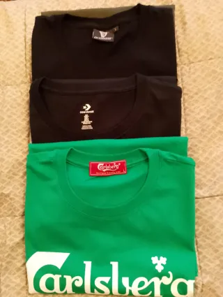 3 Magliette Maniche Corte.