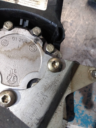 BOMBA SERVODIRECCION BMW SERIE 5 BERLINA (E39) *