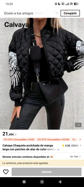 Chaqueta acolchada negra con alas plateadas