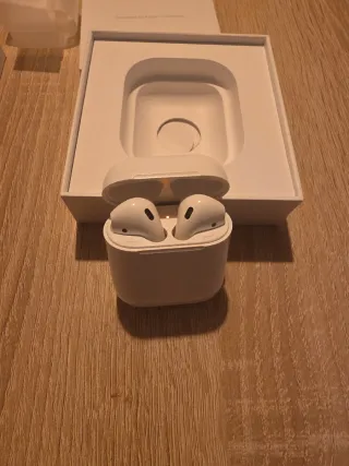 Apple AirPods 1ª Gen Blancos (rotos)