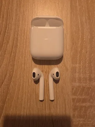 Apple AirPods 1ª Gen Blancos (rotos)