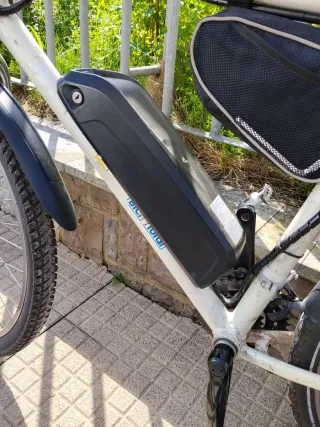 Se vende bicicleta eléctrica