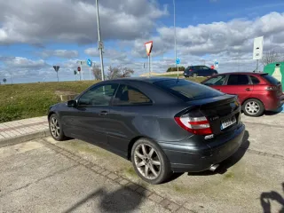 Mercedes-Benz Clase C 2006