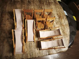 Mini Sillas y Tumbonas de Madera