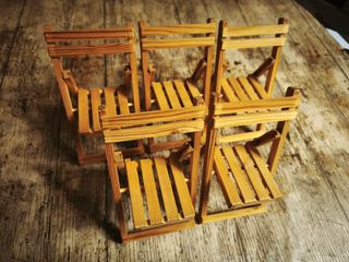 Mini Sillas y Tumbonas de Madera