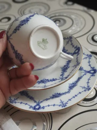 Tazzina da tè inglese vintage in porcellana