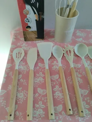 Set 12 Utensili Cucina Silicone e Legno