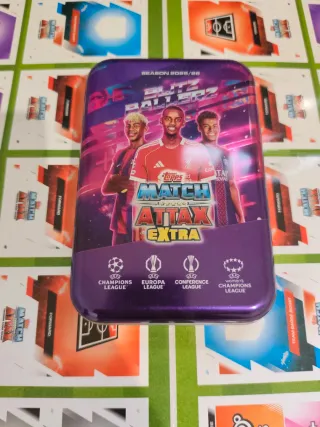Cambio/Vendo Match Attax Extra 25-26