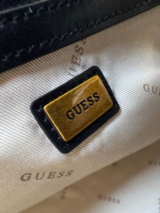 Mochila Guess Negra