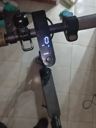 Patinete Eléctrico Xiaomi + Cargador no original