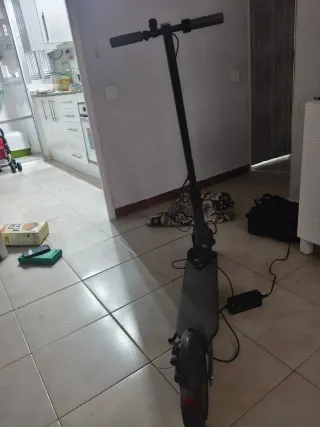 Patinete Eléctrico Xiaomi + Cargador no original