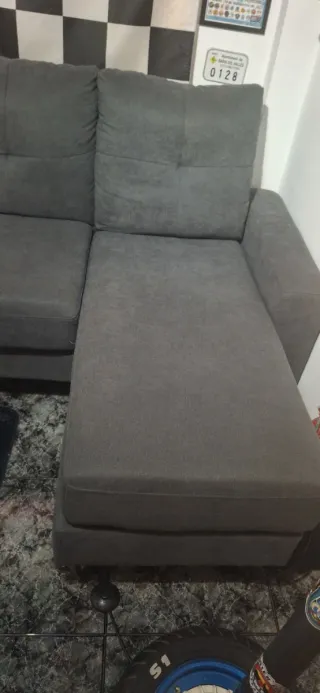 Sofá modular gris y marrón