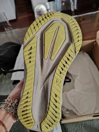 Scarpe running Asics Novablast 5