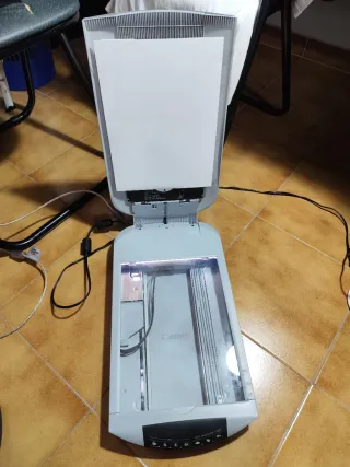 Scanner Canon CanoScan 4400F