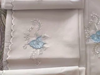 Juego de sábanas bordadas florales cama de 1'35