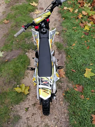 Pit Bike Motocross Blanca y Amarilla