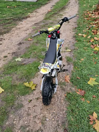 Pit Bike Motocross Blanca y Amarilla