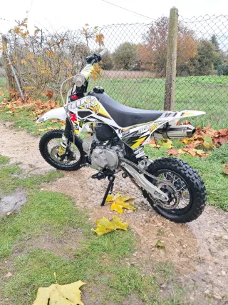 Pit Bike Motocross Blanca y Amarilla