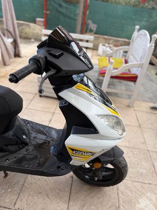 Keeway Fact 50 Scooter