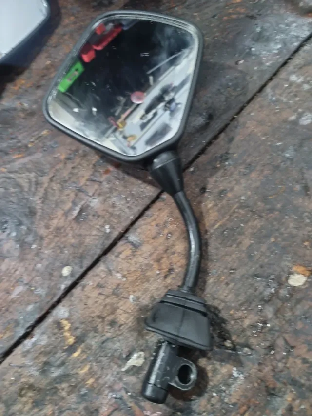 ESPEJOS RETROVISORES RD350.