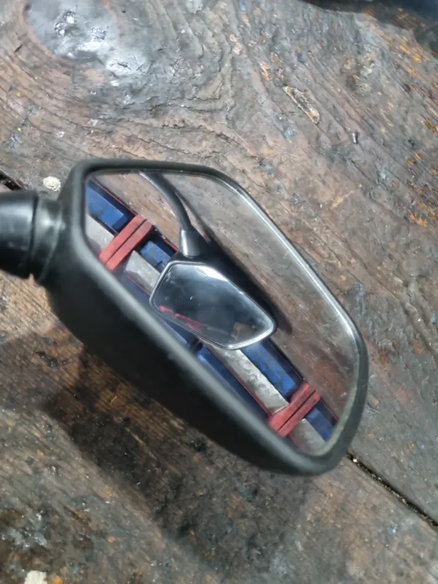 ESPEJOS RETROVISORES RD350.