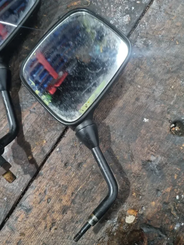 ESPEJOS RETROVISORES RD350.