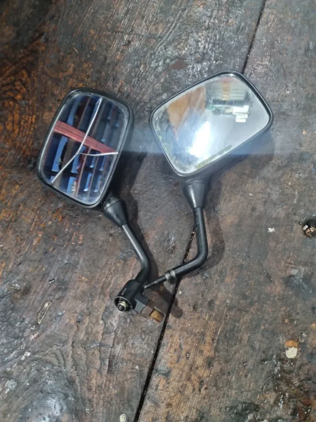 ESPEJOS RETROVISORES RD350.