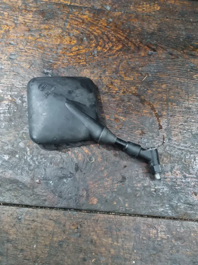 ESPEJOS RETROVISORES RD350.