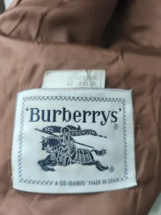 Abrigo Burberry Talla L