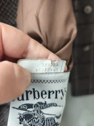 Abrigo Burberry Talla L