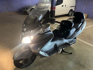 Suzuki Burgman 650 Executive 2009