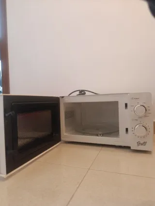 Microondas Orbegozo Grill