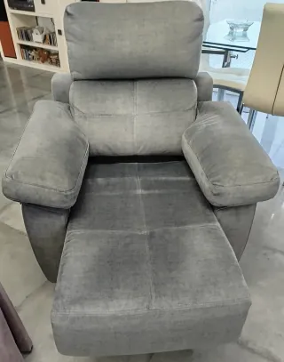 Sillón individual de tela azul, venta en persona.