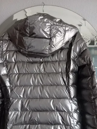 Abrigo acolchado plateado Ártika