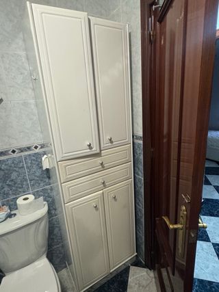 Mueble de baño beige/blanco