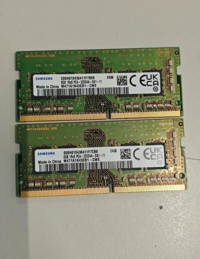 2x Samsung 8GB DDR4 RAM M471A1K43CB1