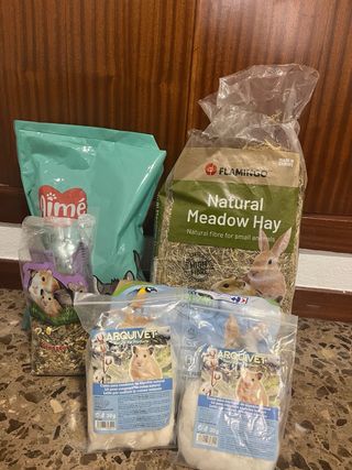 Jaula para hámster con accesorios